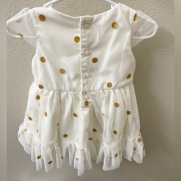 Carter just one you polka dot dress💛🤍 - Picture 2 of 5